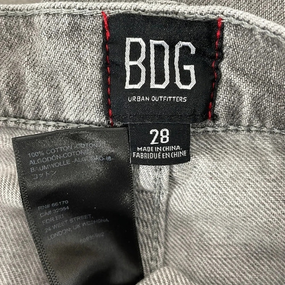 BDG Urban Outfitters Gray Acid Wash High Waist Straight Leg Crop Size 28 - Picture 8 of 12